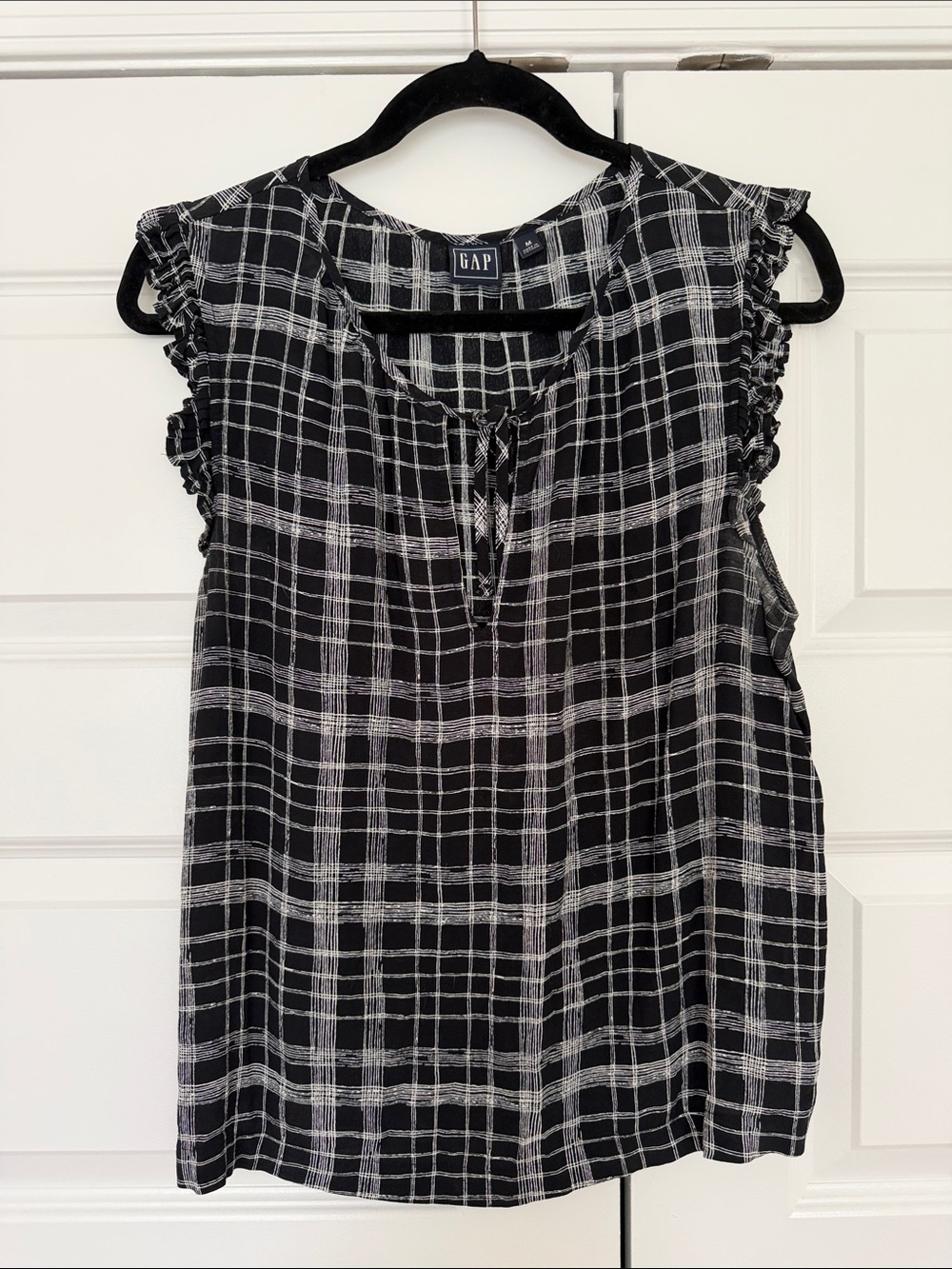 GAP Black and White Plaid Ruffle-Sleeve Tie-Front Blouse